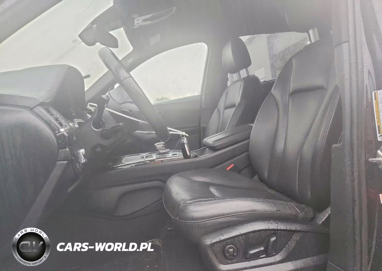 2018 Audi Q7 Prestige VIN:WA1VAAF70JD000095 - 7