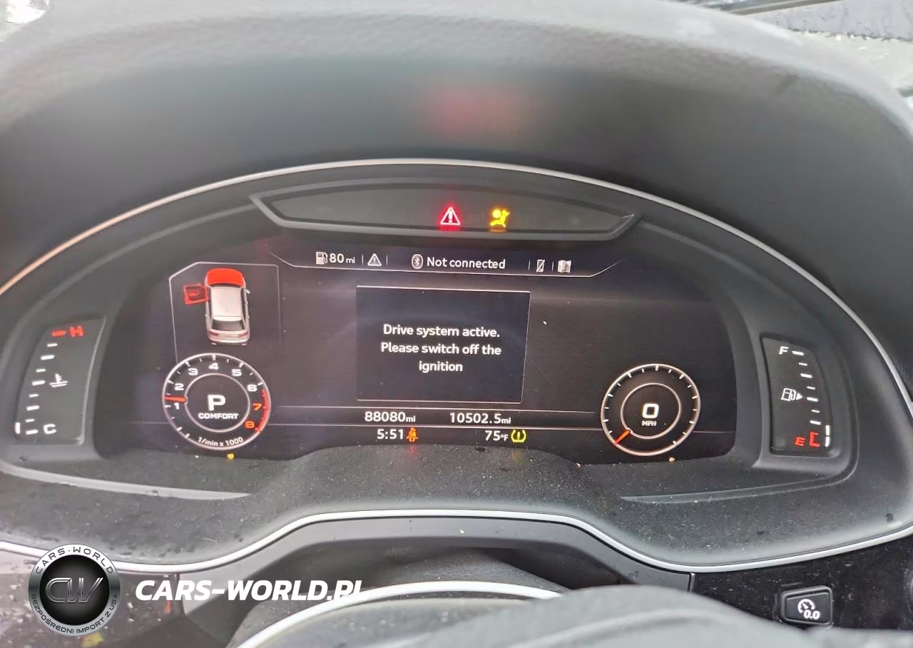 2018 Audi Q7 Prestige VIN:WA1VAAF70JD000095 - 9