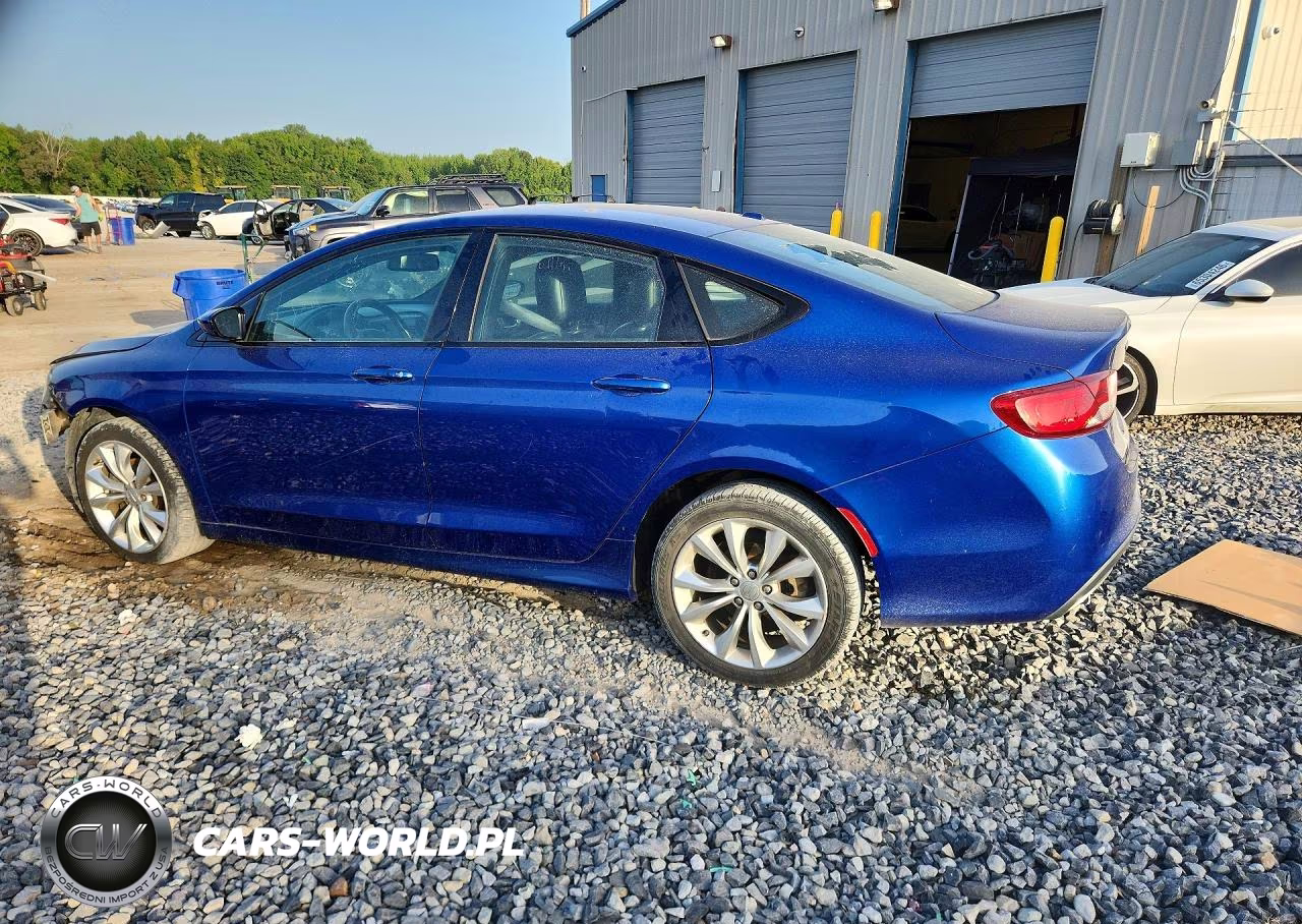 2015 Chrysler 200 S VIN:1C3CCCBB7FN724739 - 2