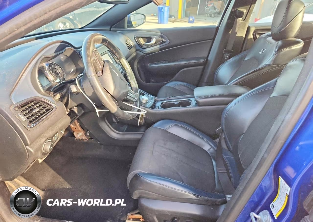 2015 Chrysler 200 S VIN:1C3CCCBB7FN724739 - 7