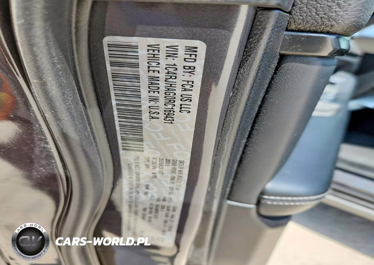 2024 Jeep Grand Cherokee Laredo VIN:1C4RJHAG0RC169431 - 12