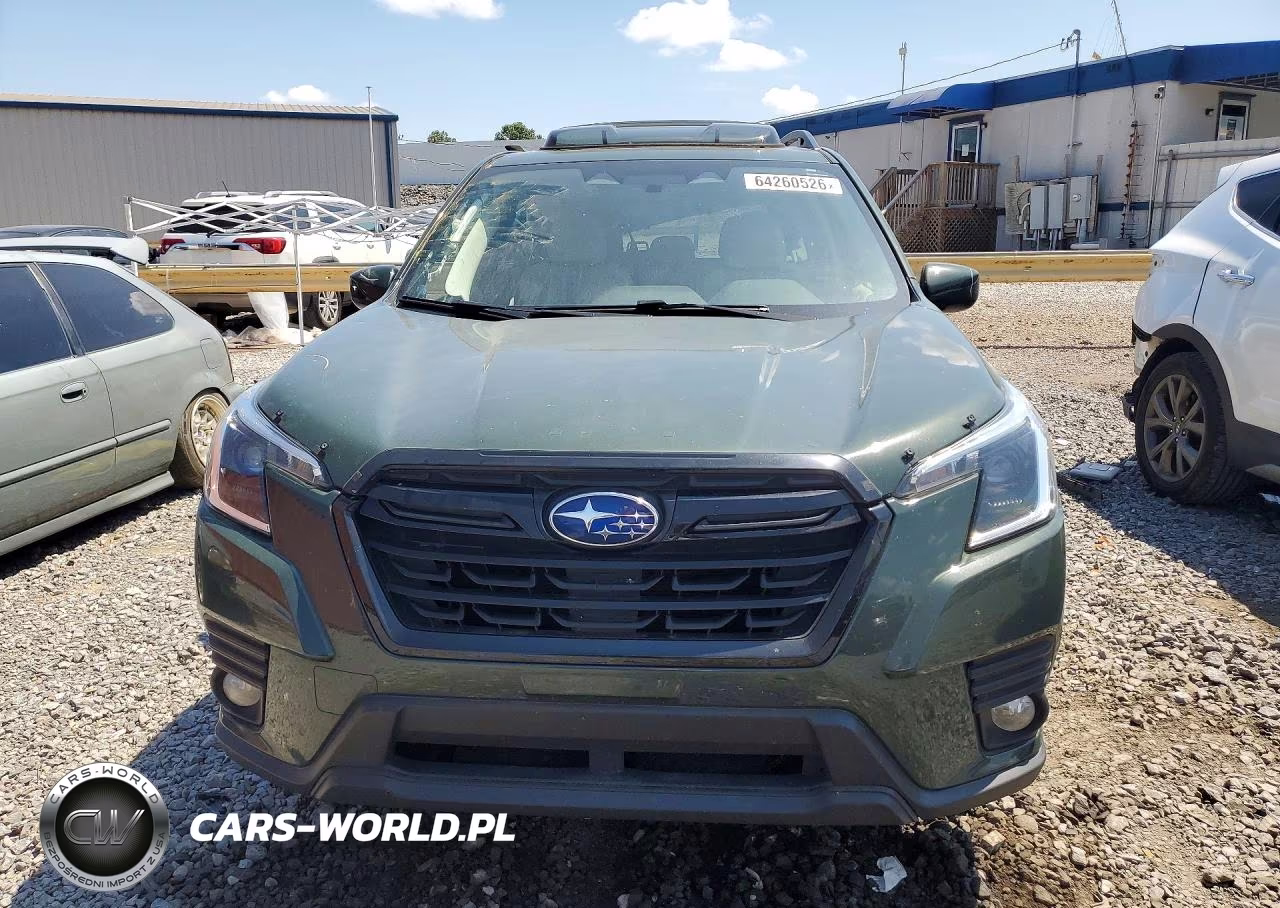 2022 Subaru Forester Premium VIN:JF2SKAEC8NH470685 - 5