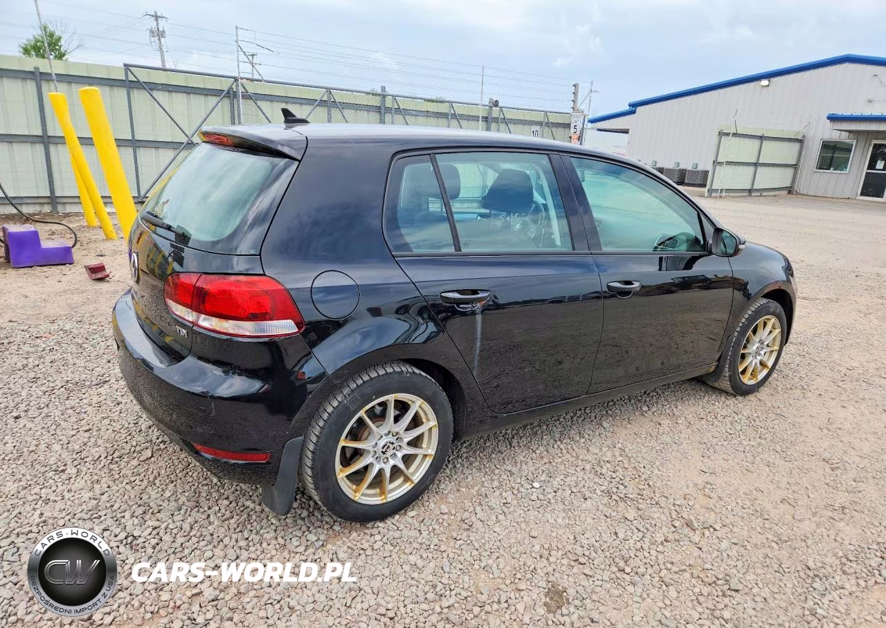 2013 Volkswagen Golf VIN:WVWNM7AJ1DW123786 - 3