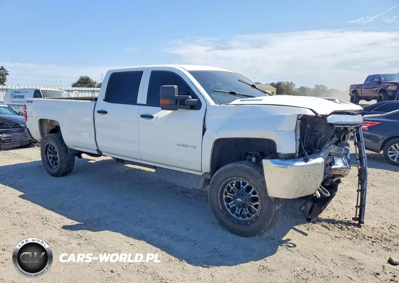 2017 Chevrolet Silverado K2500 Heavy Duty VIN:1GC1KUEY3HF165635 - 4
