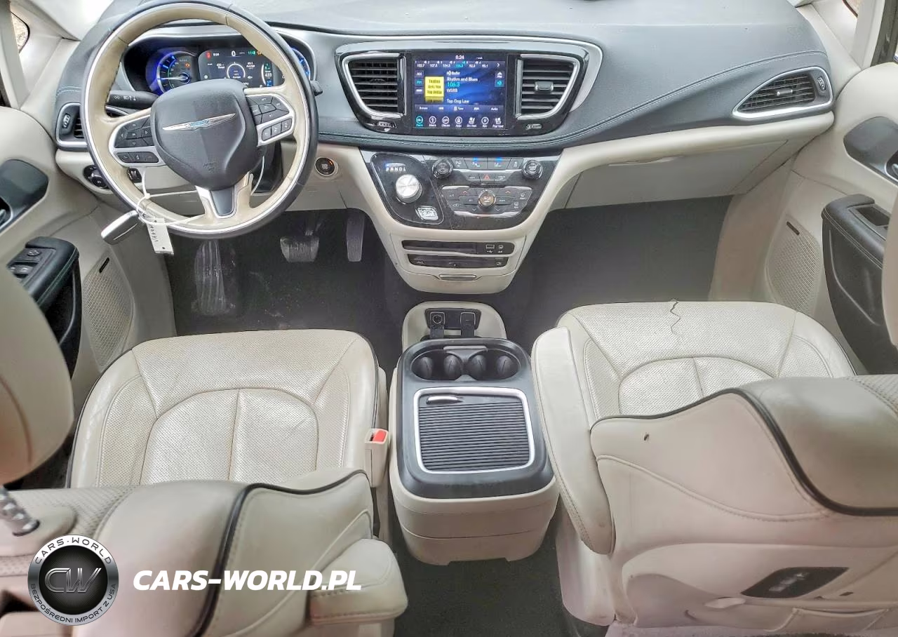 2018 Chrysler Pacifica Hybrid Limited VIN:2C4RC1N76JR118653 - 8