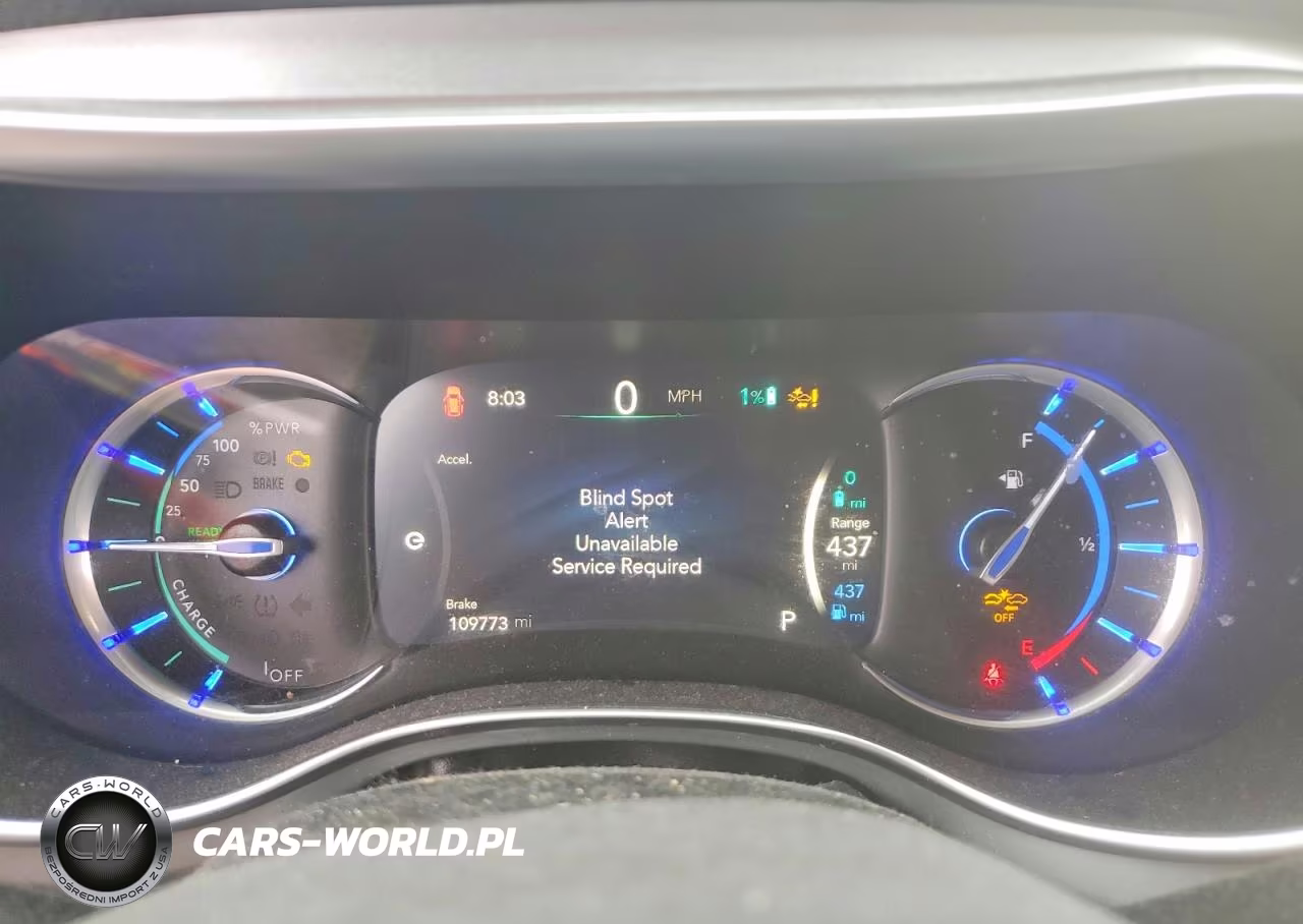 2018 Chrysler Pacifica Hybrid Limited VIN:2C4RC1N76JR118653 - 9