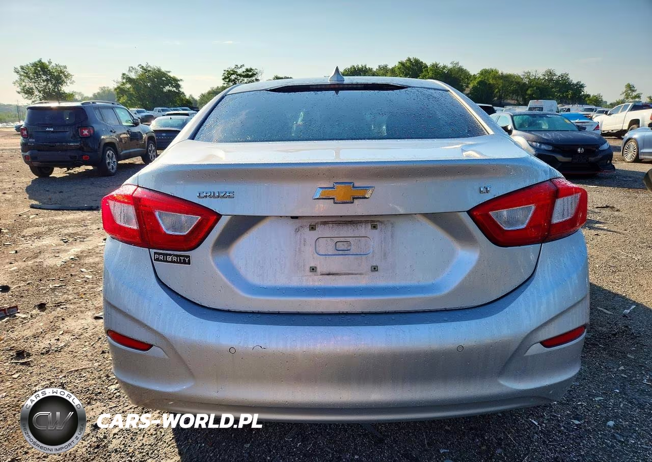 2016 Chevrolet Cruze Lt VIN:1G1BE5SM7G7252068 - 6