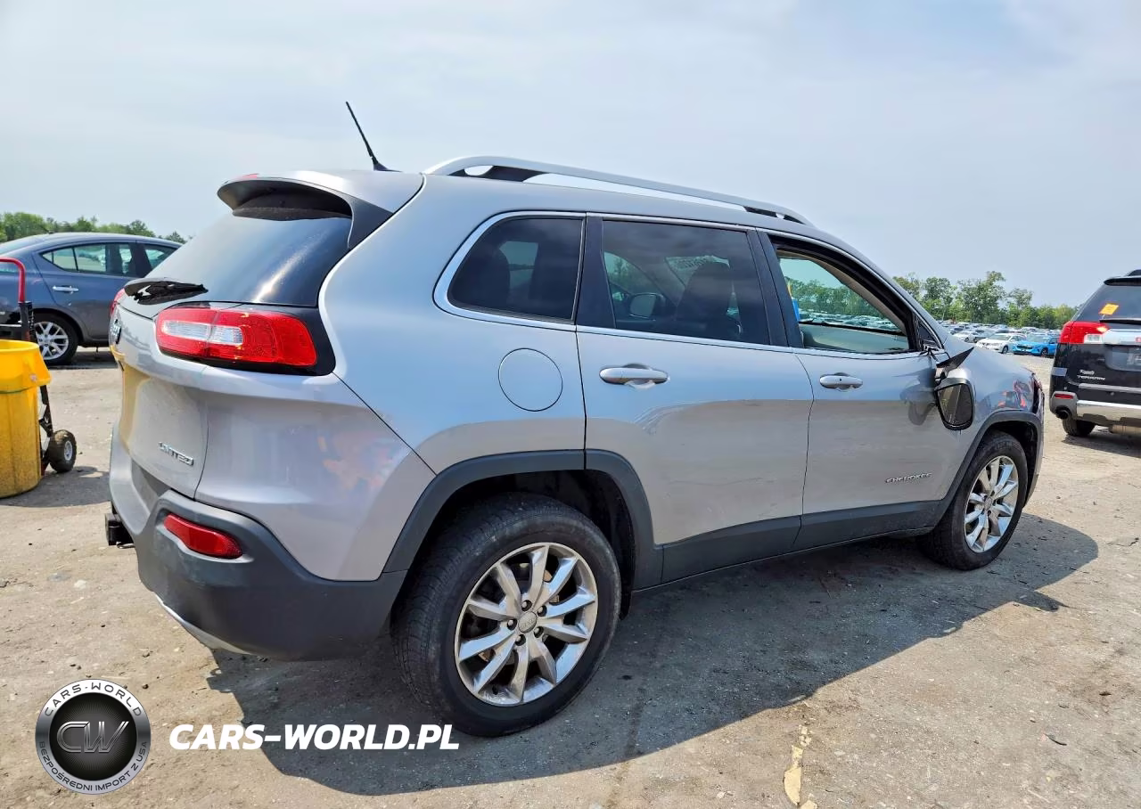 2015 Jeep Cherokee Limited VIN:1C4PJMDS7FW776436 - 3