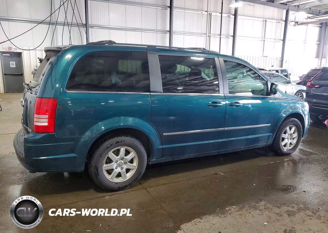 2009 Chrysler Town & Country Touring VIN:2A8HR541X9R562539 - 3