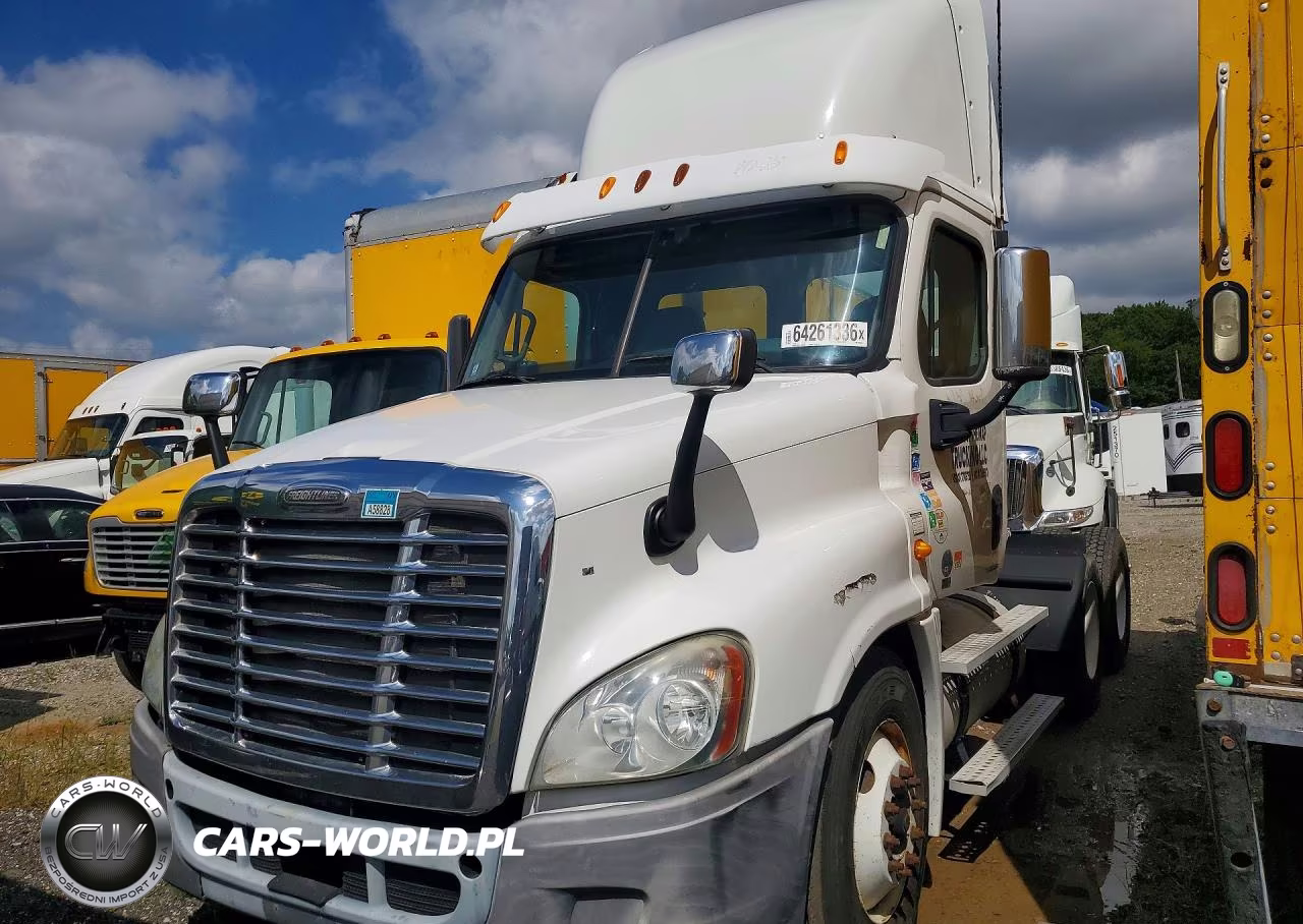 2010 Freightliner Cascadia 125
