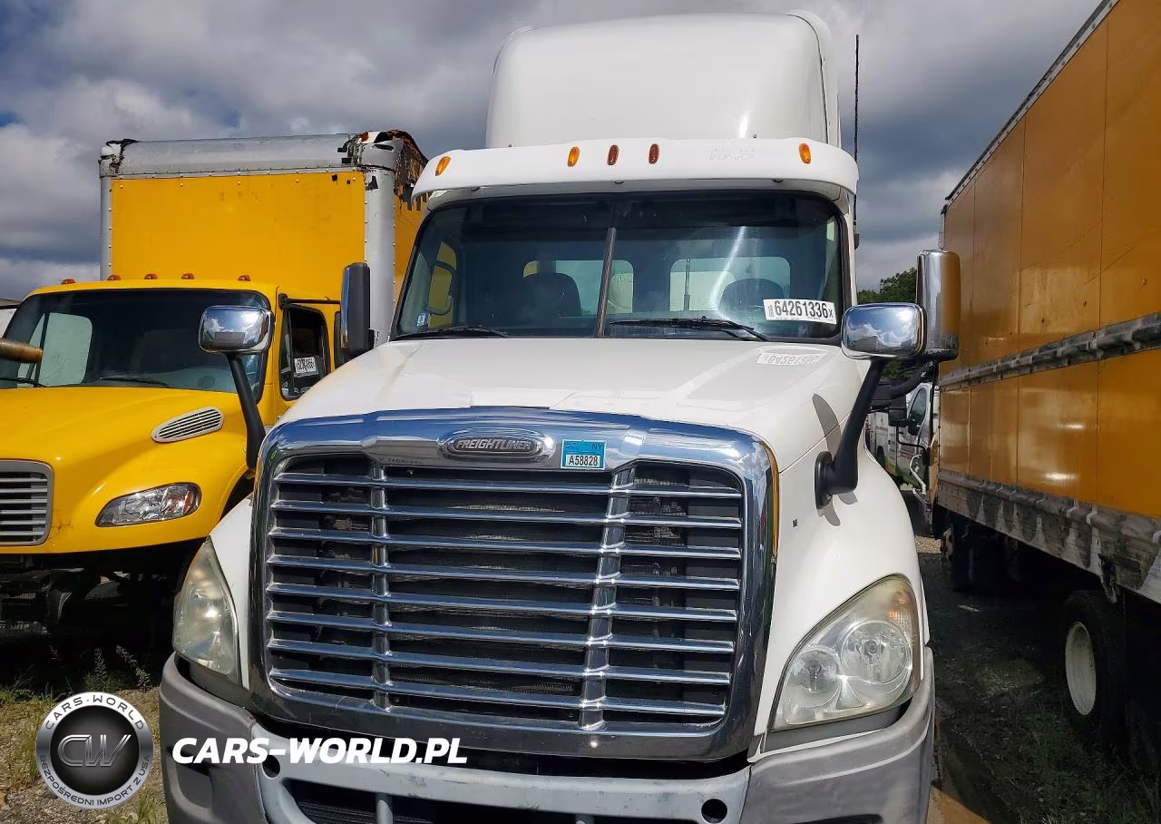 2010 Freightliner Cascadia 125 VIN:1FUJGEDR3ALAV5575 - 5