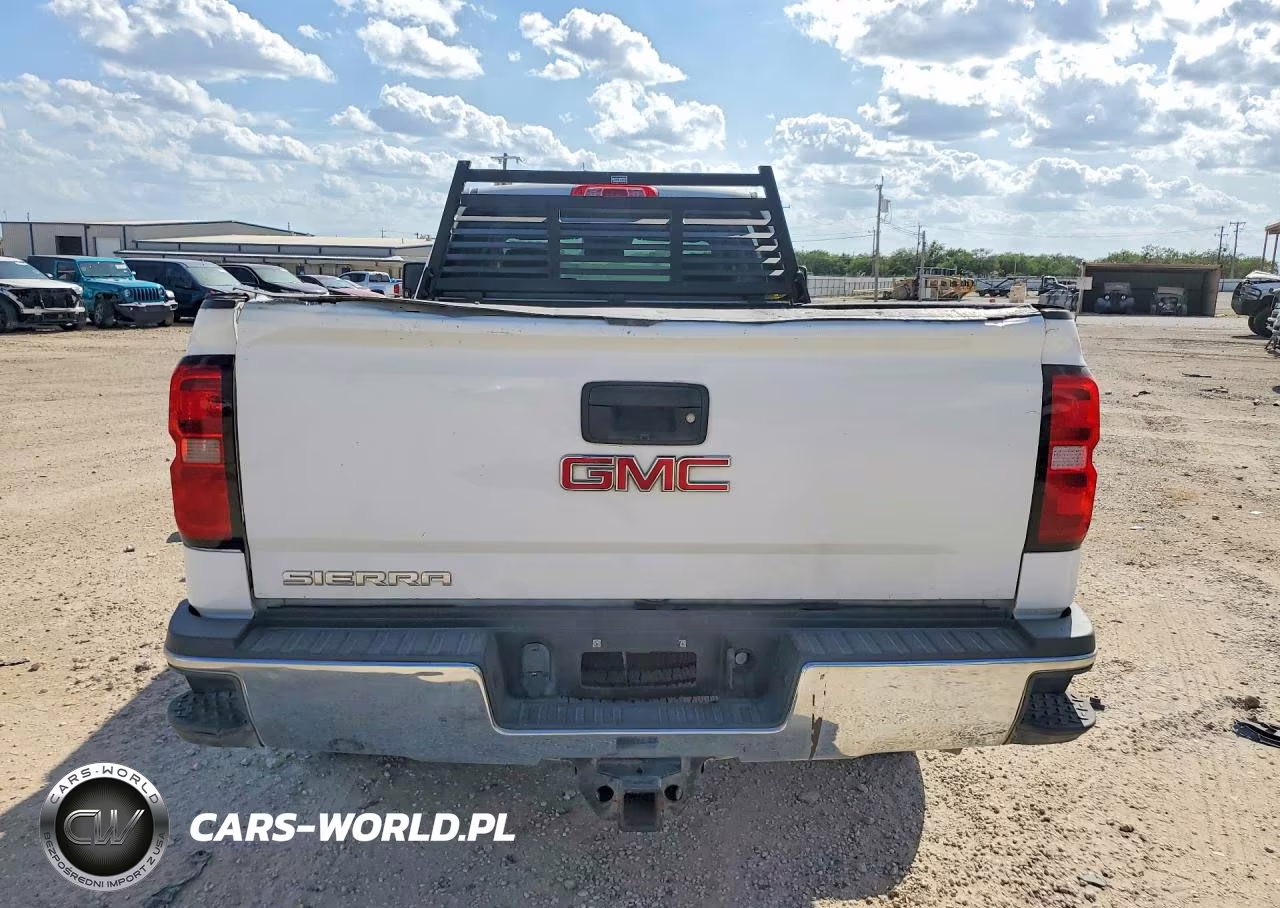 2016 Chevrolet Silverado C2500 Heavy Duty VIN:1GC1CUE86GF275736 - 6
