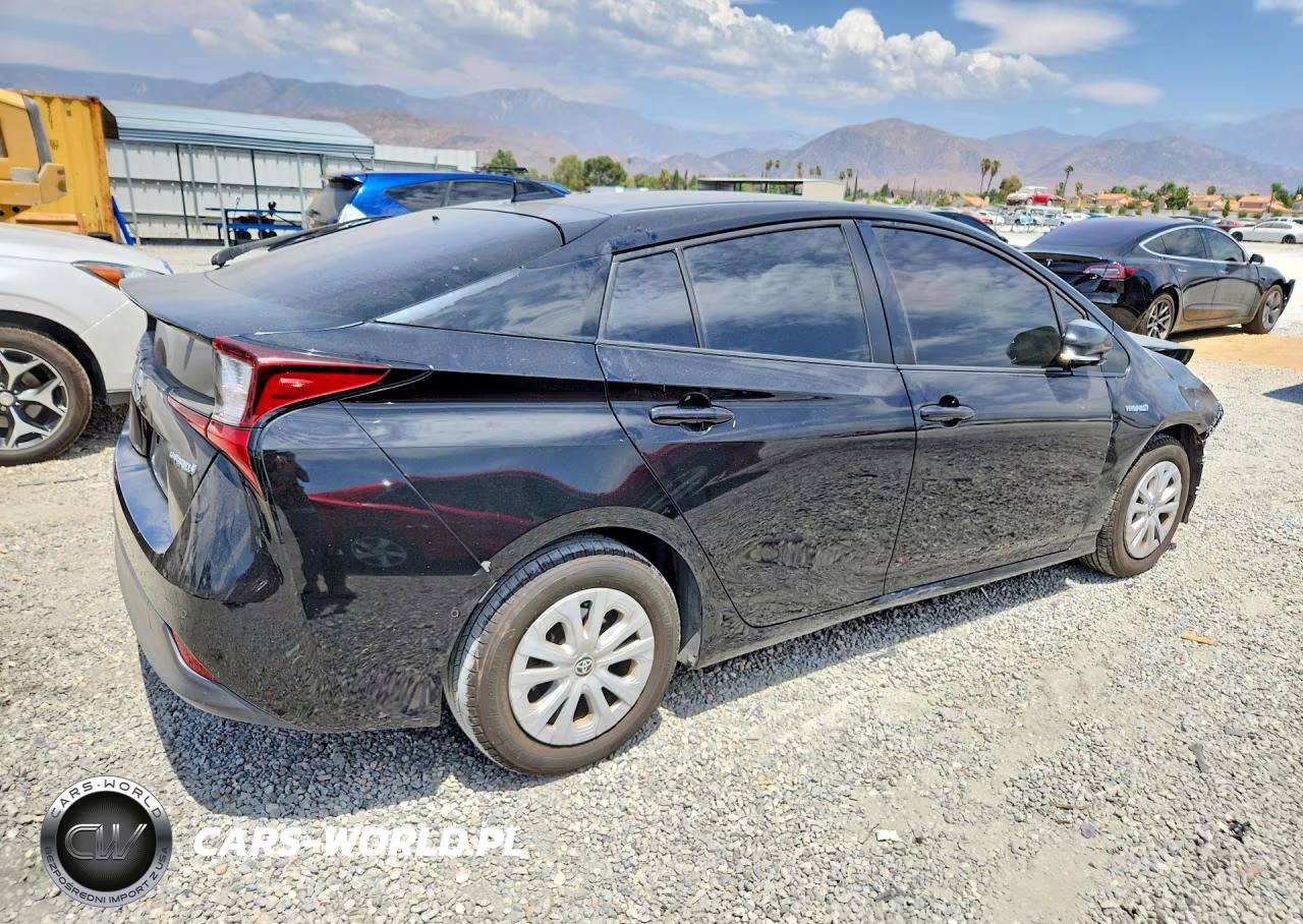 2019 Toyota Prius Le VIN:JTDKARFU7K3084453 - 3