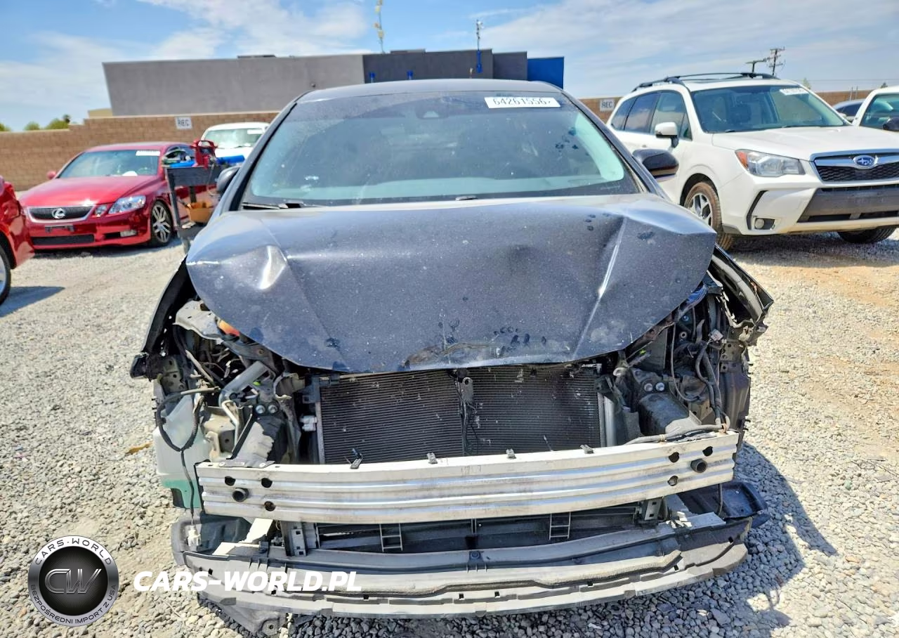2019 Toyota Prius Le VIN:JTDKARFU7K3084453 - 5