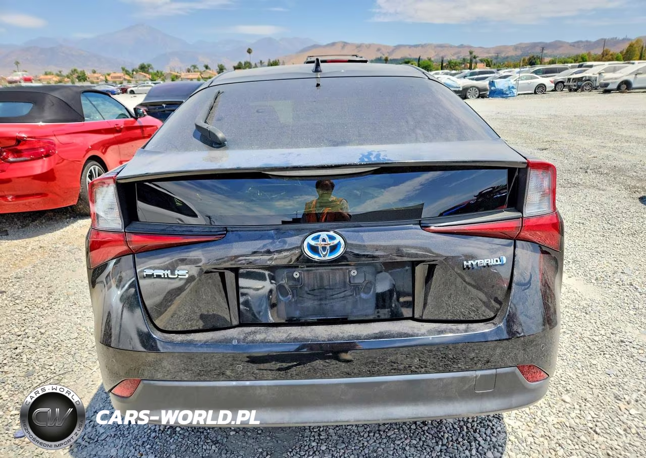 2019 Toyota Prius Le VIN:JTDKARFU7K3084453 - 6