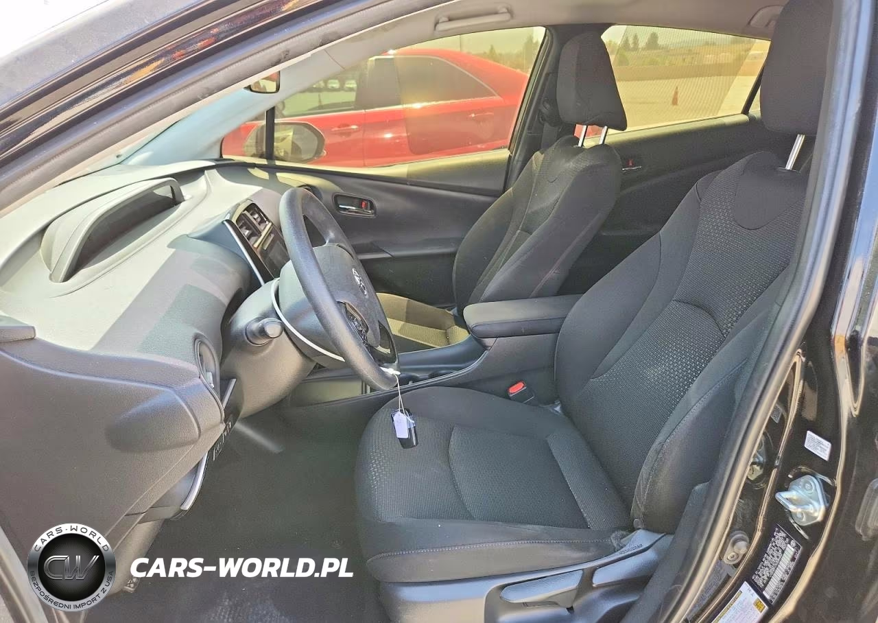 2019 Toyota Prius Le VIN:JTDKARFU7K3084453 - 7
