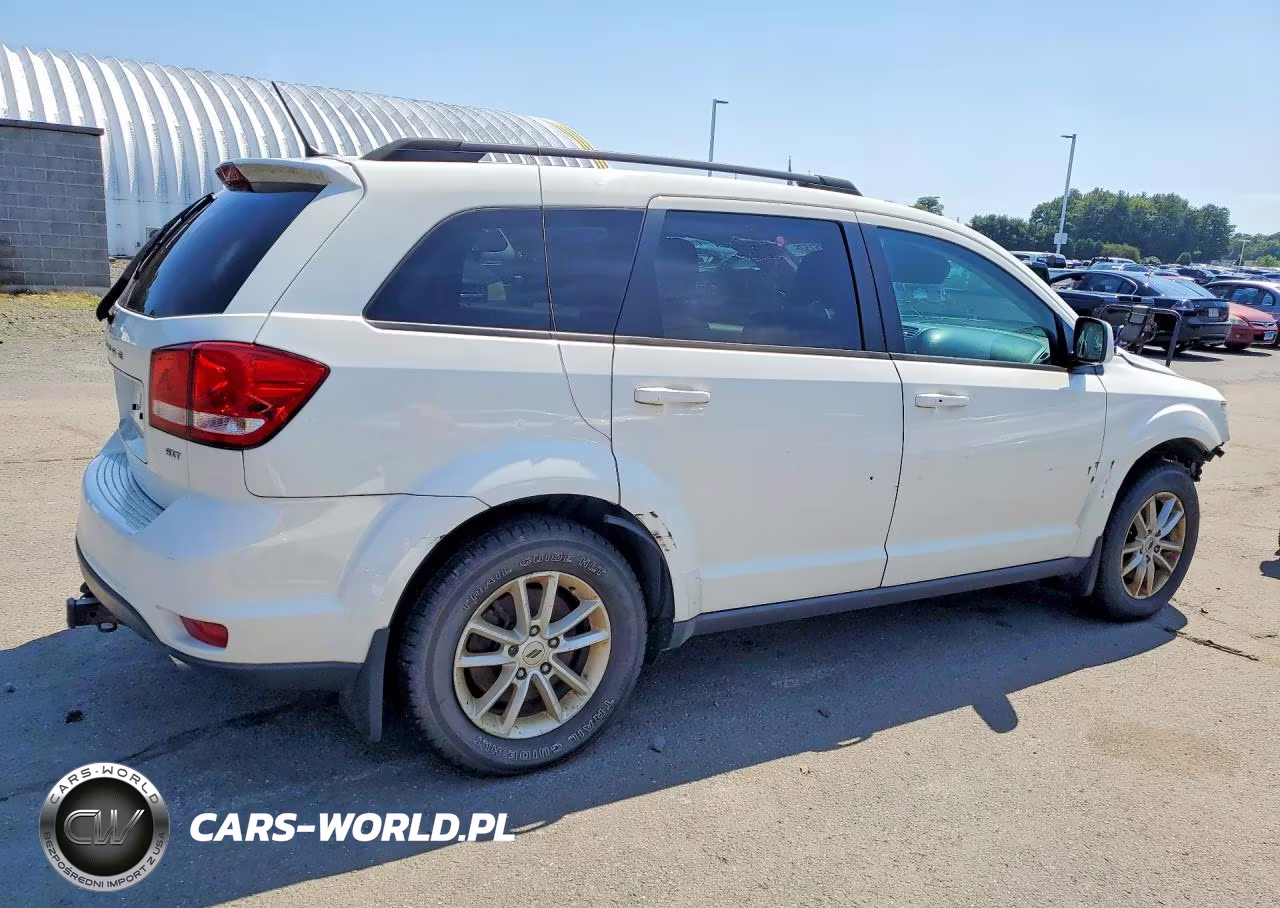 2018 Dodge Journey Sxt VIN:3C4PDDBG2JT173060 - 3