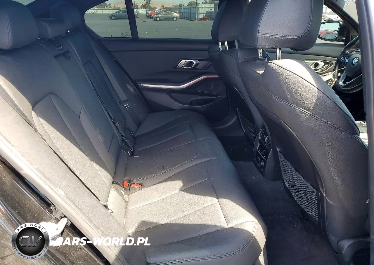 2019 BMW 330I VIN:3MW5R1J5XK8B03038 - 10