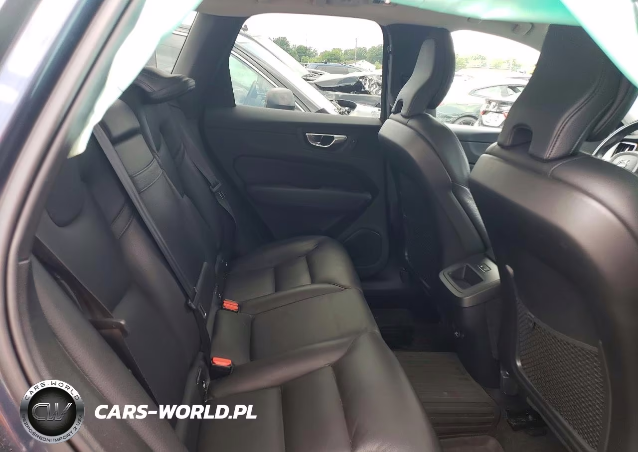 2020 Volvo Xc60 T6 Momentum VIN:YV4A22RK9L1585039 - 10