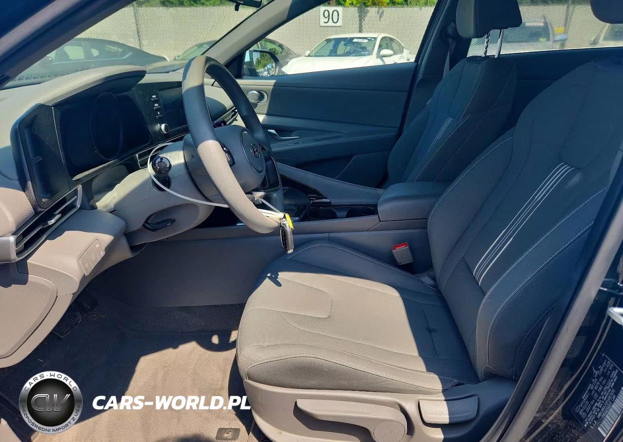 2023 Hyundai Elantra Blue VIN:KMHLM4AJ0PU087655 - 7