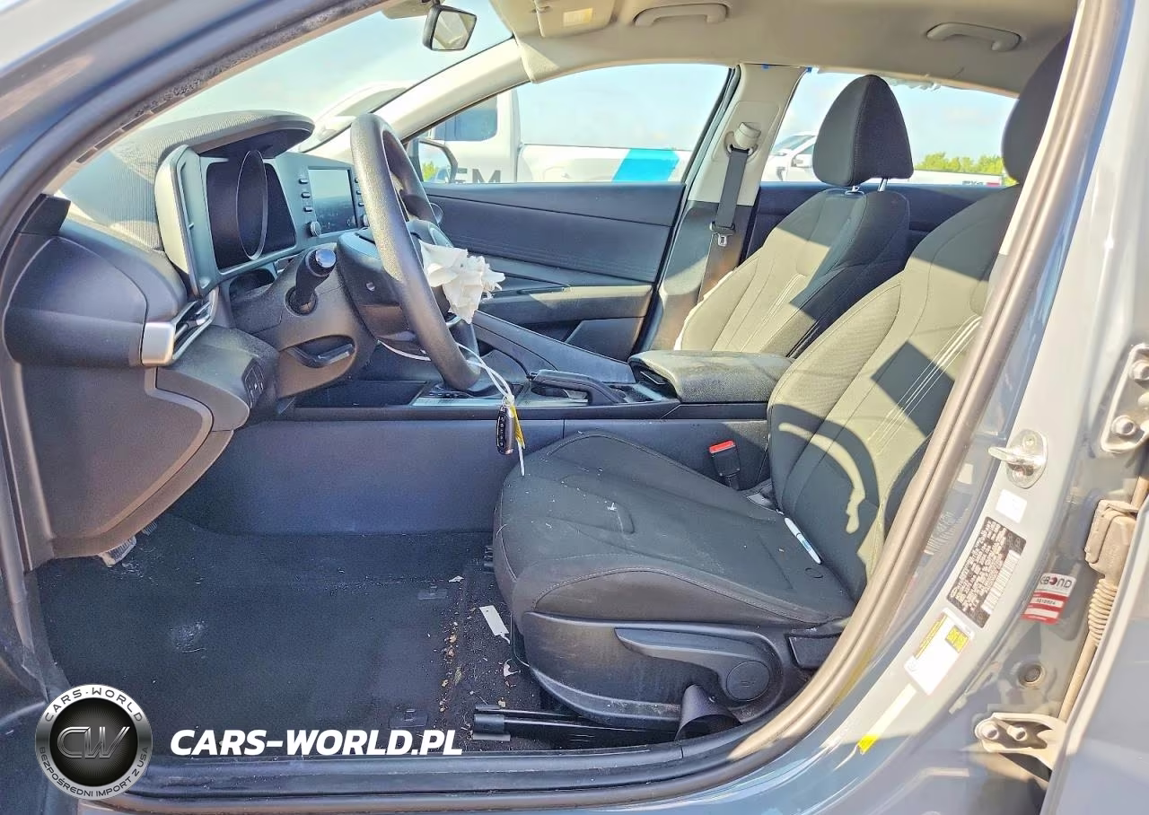 2022 Hyundai Elantra Sel VIN:KMHLM4AG5NU273595 - 7