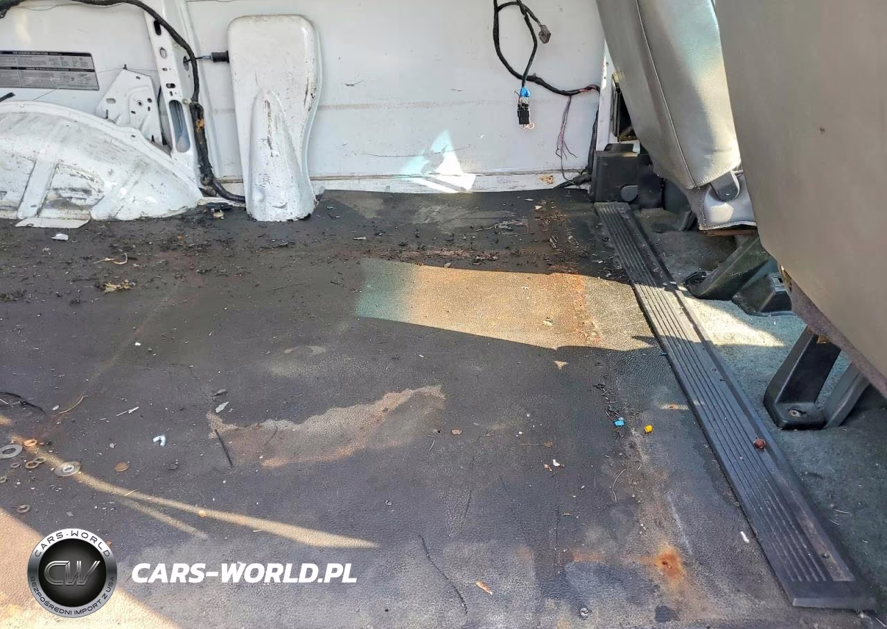 1992 Ford Aerostar Van VIN:1FTCA14UXNZB37687 - 10