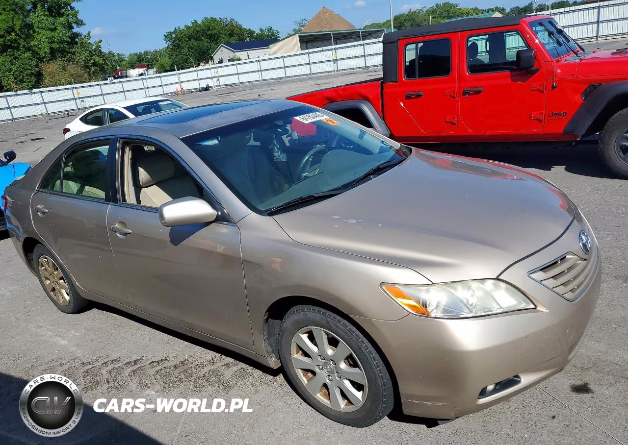 2007 Toyota Camry Xle VIN:JTNBE46K773017621 - 4