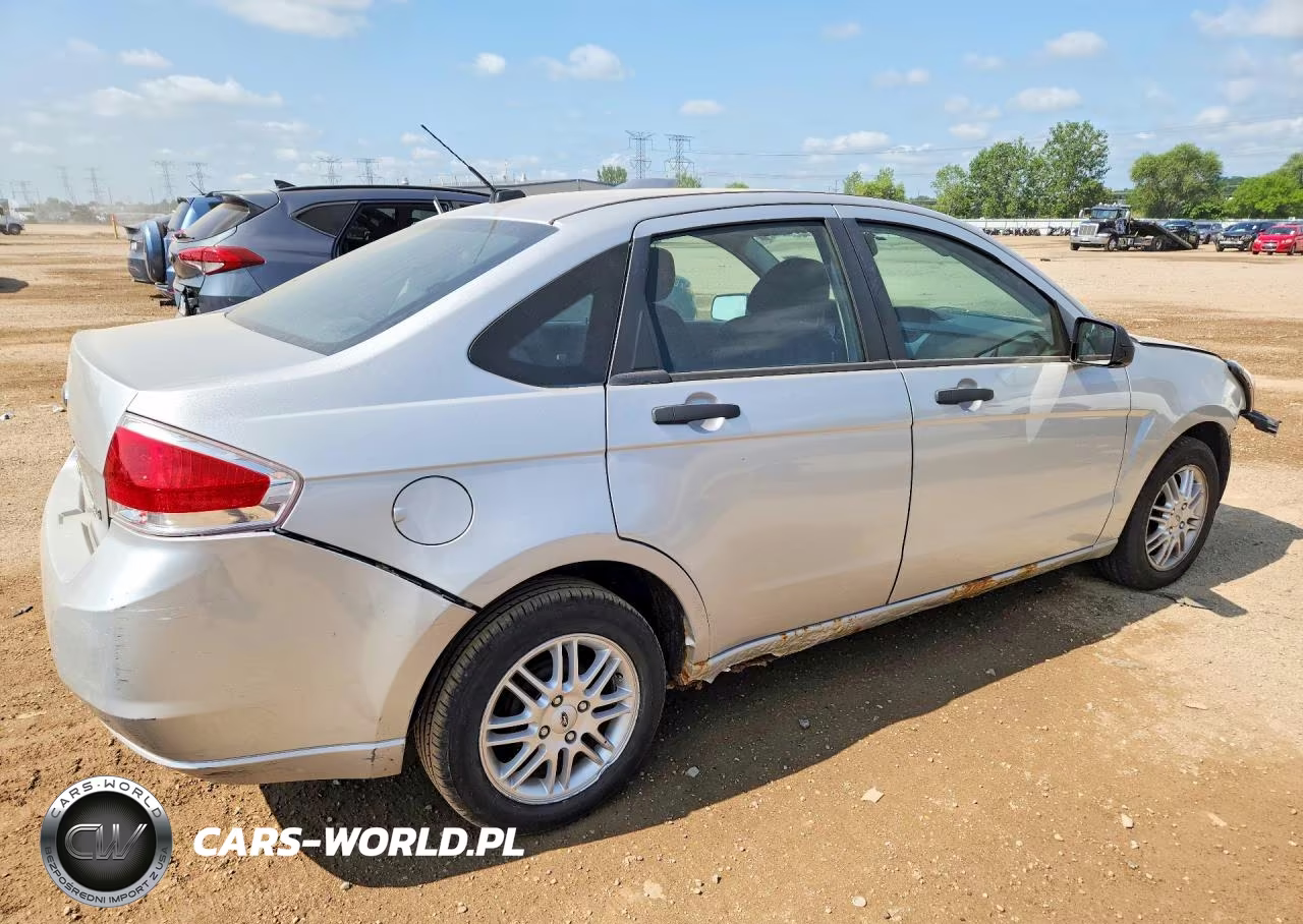 2009 Ford Focus Se VIN:1FAHP35N19W111905 - 3