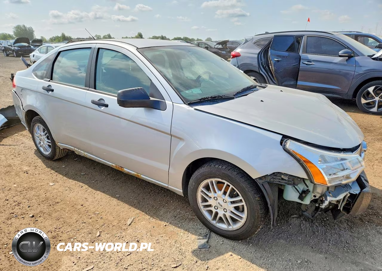 2009 Ford Focus Se VIN:1FAHP35N19W111905 - 4