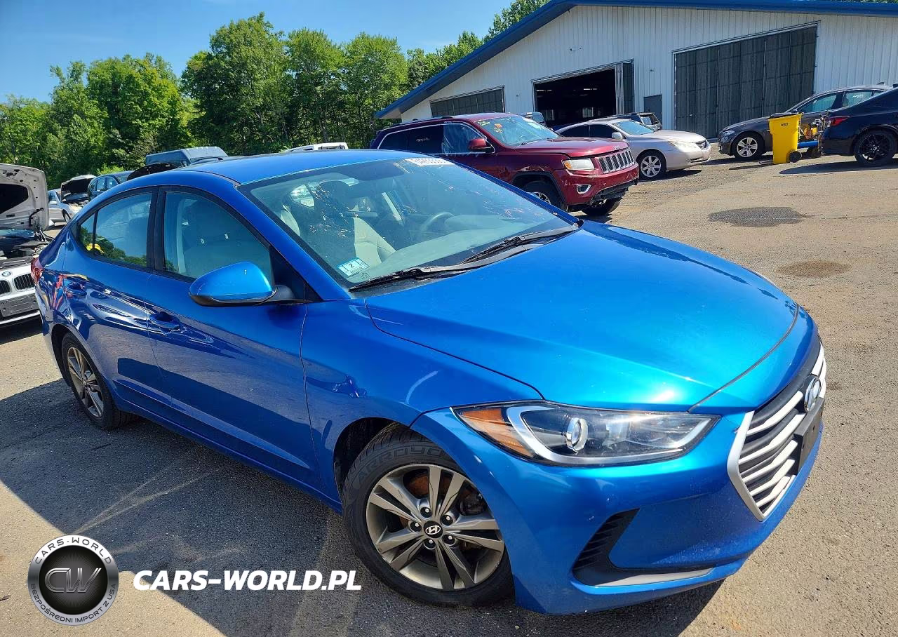 2018 Hyundai Elantra Sel VIN:5NPD84LF9JH234580 - 4