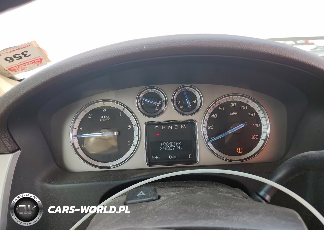2009 Cadillac Escalade Luxury VIN:1GYFK23279R131331 - 9