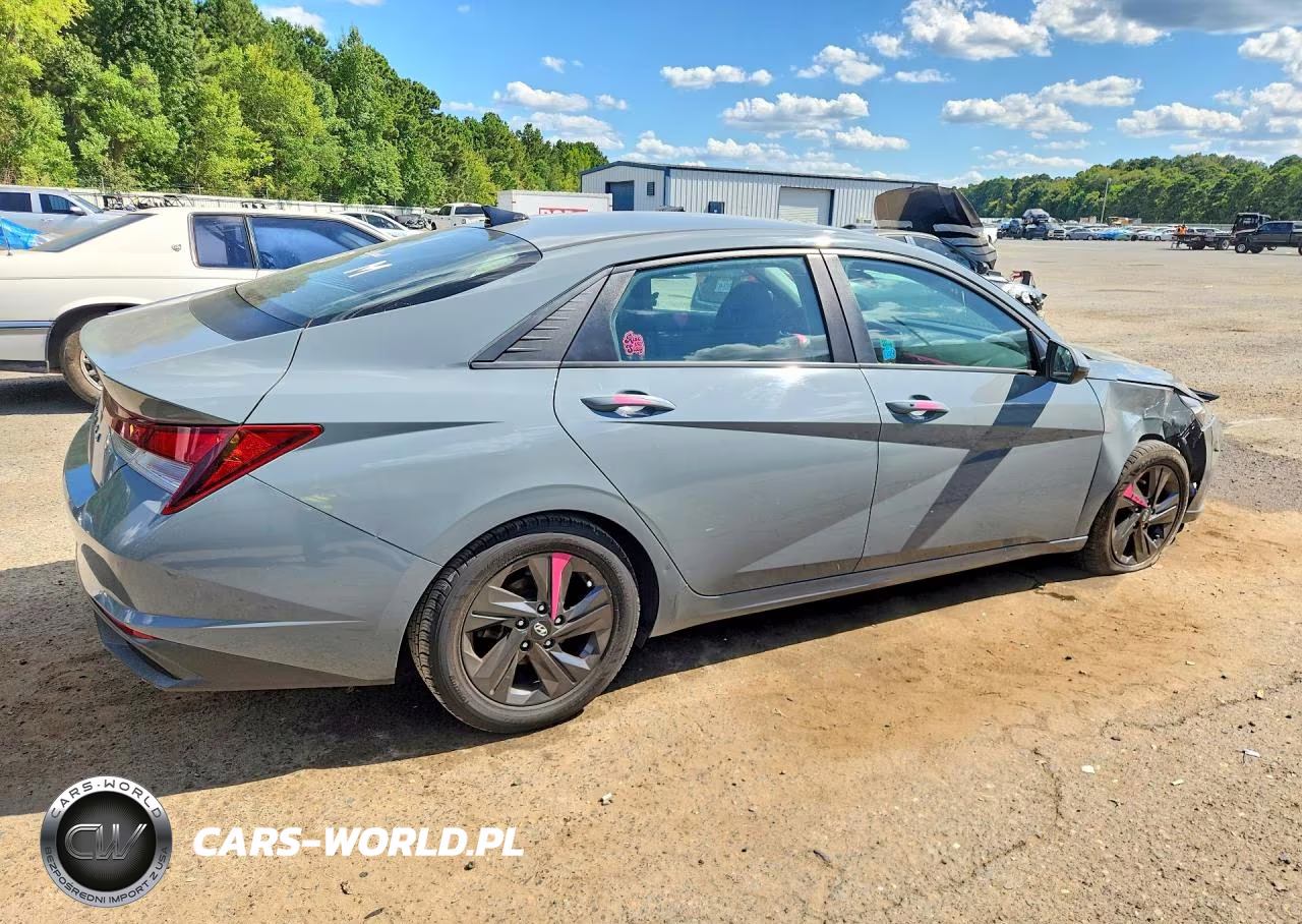 2021 Hyundai Elantra Sel VIN:KMHLS4AG1MU065265 - 3