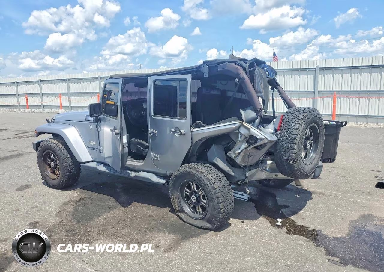 2015 Jeep Wrangler Unlimited Sahara VIN:1C4BJWEG0FL537960 - 2