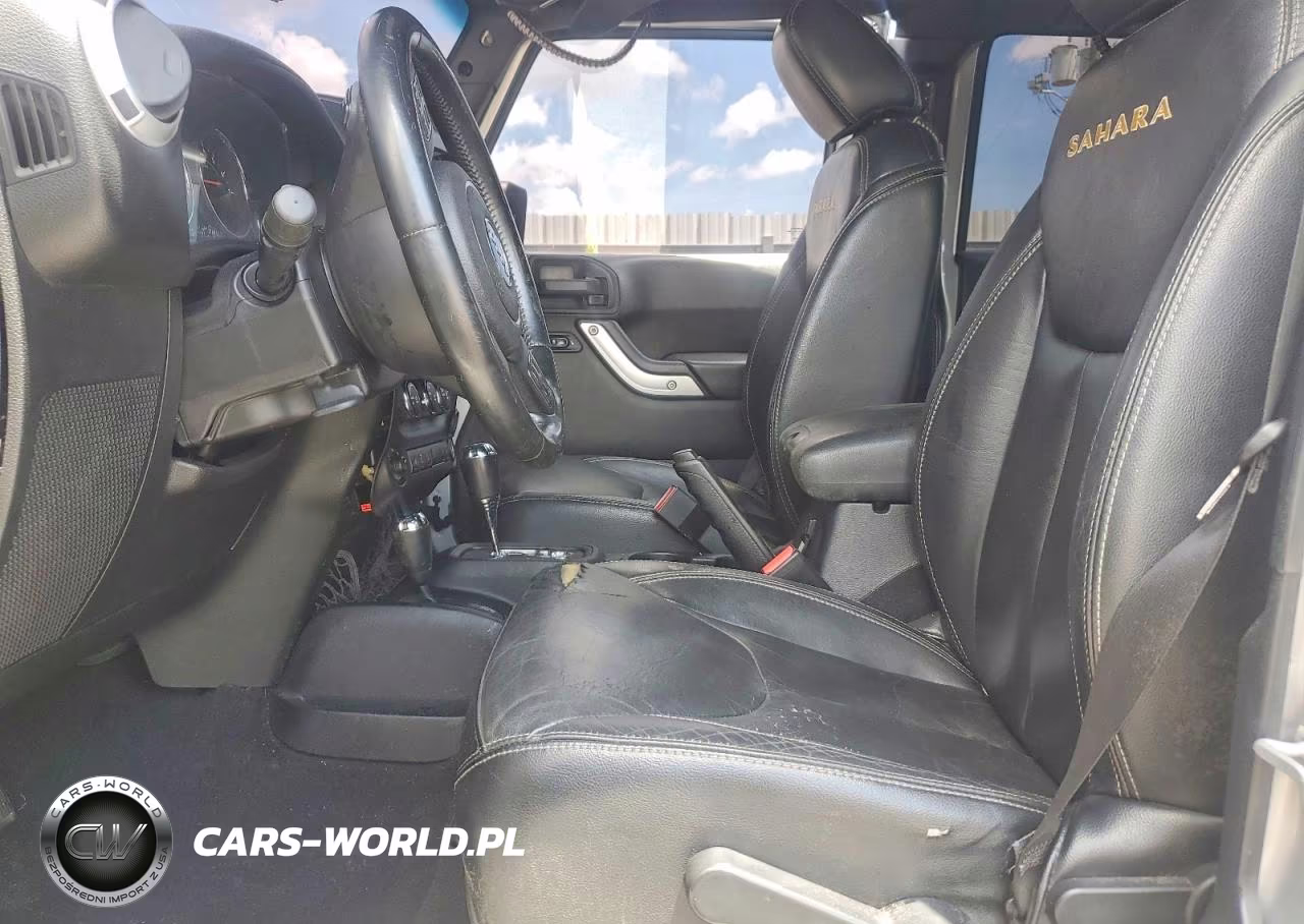2015 Jeep Wrangler Unlimited Sahara VIN:1C4BJWEG0FL537960 - 7