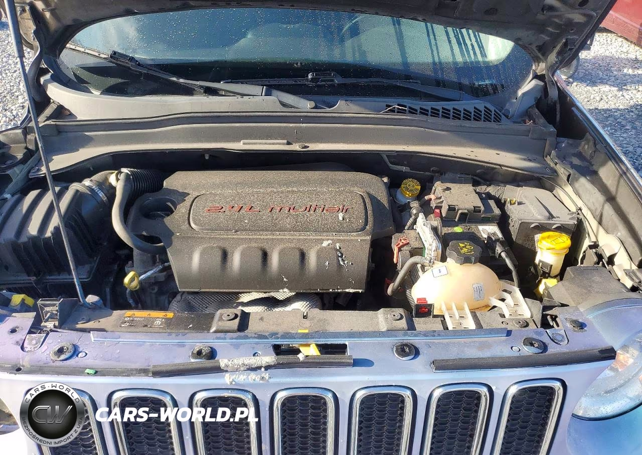 2017 Jeep Renegade Latitude VIN:ZACCJBBB4HPF60677 - 11