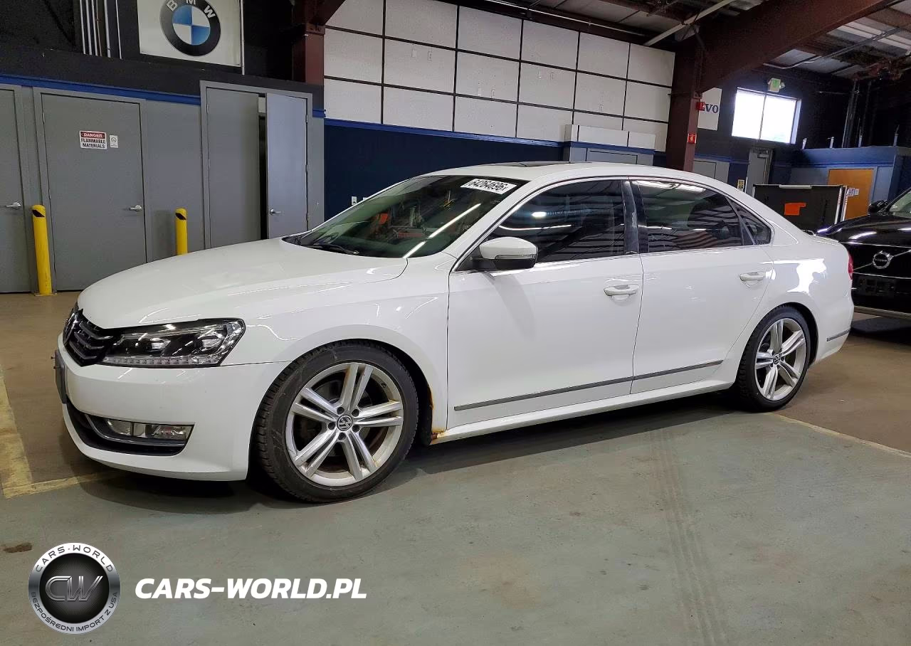 2014 Volkswagen Passat Sel – zdjęcie 1 z 12