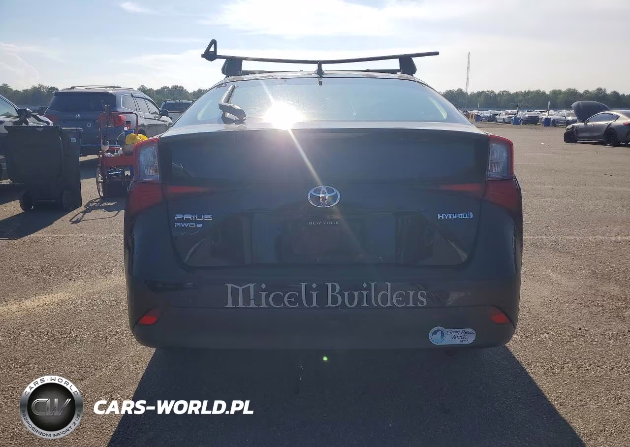 2019 Toyota Prius Le Awd-E VIN:JTDL9RFU1K3008904 - 6