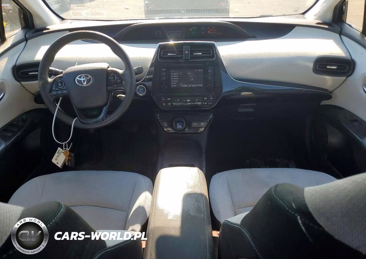 2019 Toyota Prius Le Awd-E VIN:JTDL9RFU1K3008904 - 8