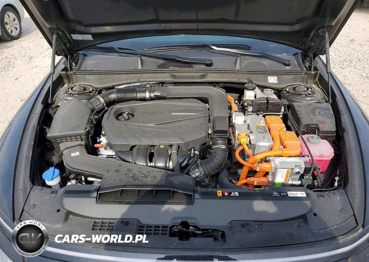 2026 Hyundai Sonata Hybrid Blue VIN:KMHL24JJ8TA172714 - 12
