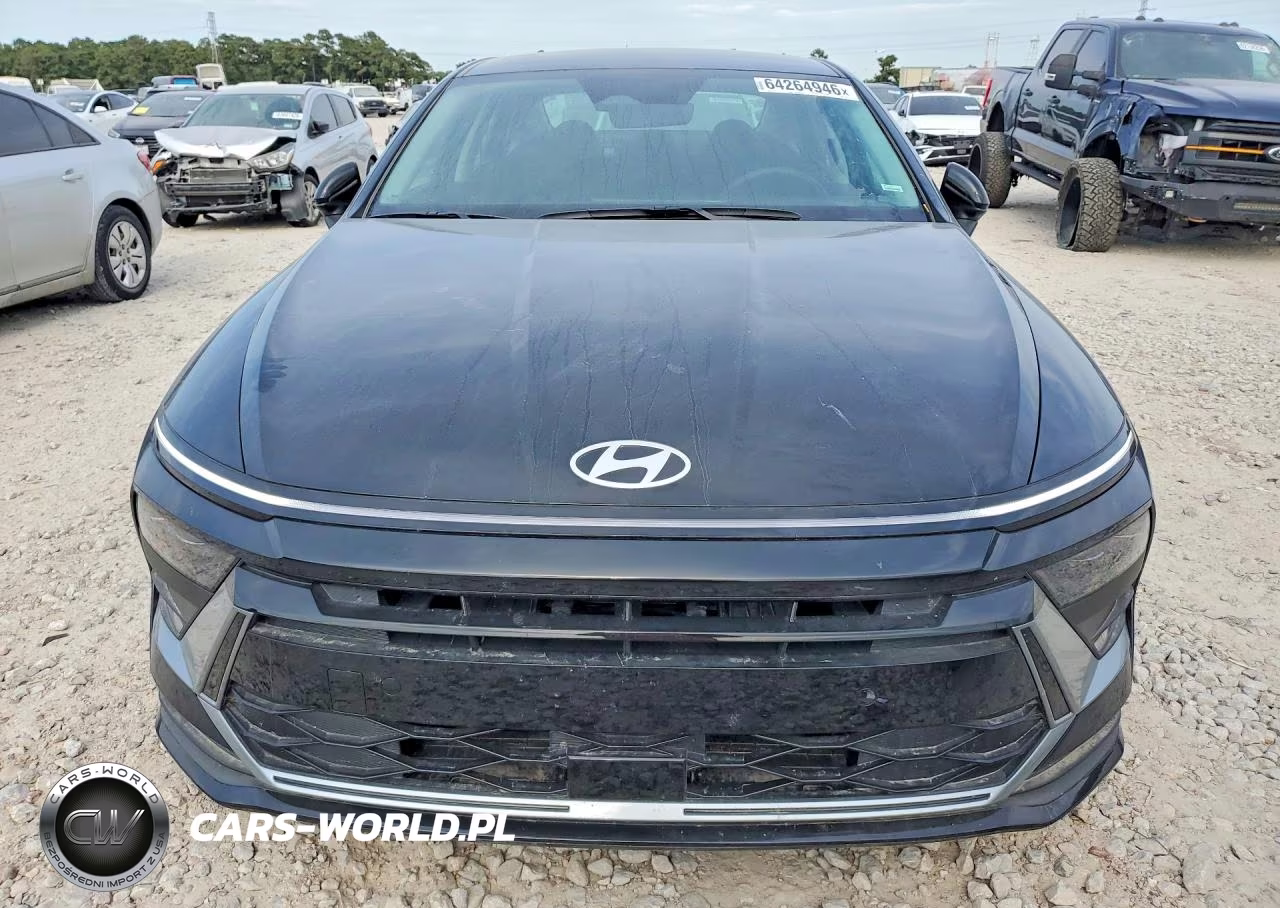 2026 Hyundai Sonata Hybrid Blue VIN:KMHL24JJ8TA172714 - 5