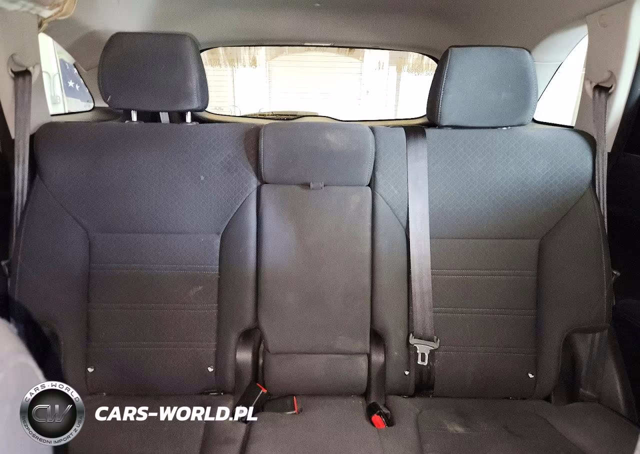 2018 Kia Sorento Lx V6 VIN:5XYPGDA55JG366477 - 10