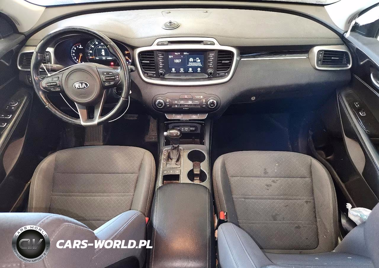 2018 Kia Sorento Lx V6 VIN:5XYPGDA55JG366477 - 8