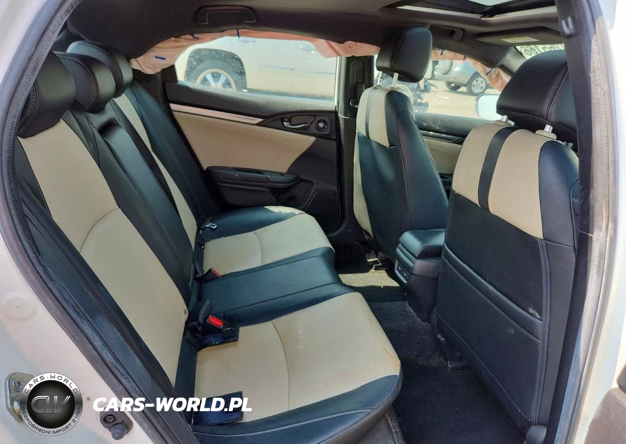 2018 Honda Civic Sport Touring VIN:SHHFK7H90JU221843 - 10