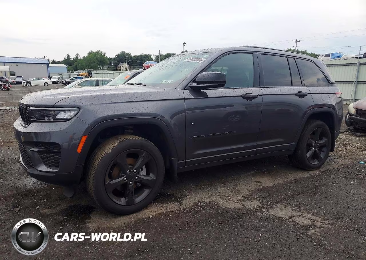 2025 Jeep Grand Cherokee Laredo VIN:1C4RJHAG2S8742886 - 1