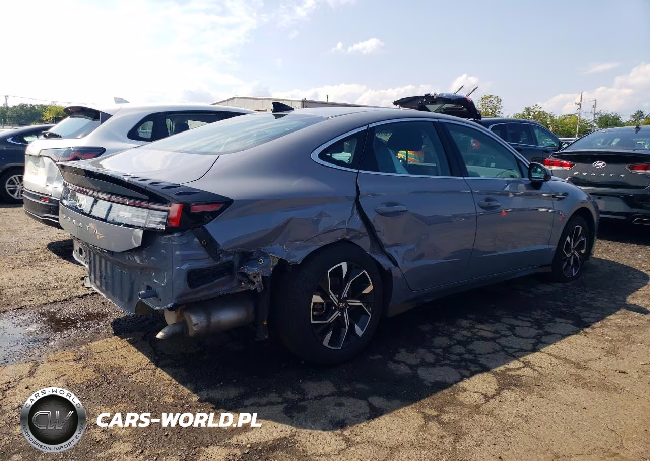 2025 Hyundai Sonata Sel VIN:KMHL64JA2SA517531 - 3