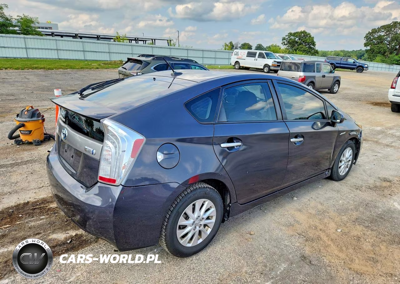TOYOTA PRIUS PLUG-IN VIN:JTDKN3DP3E3049654 - 3