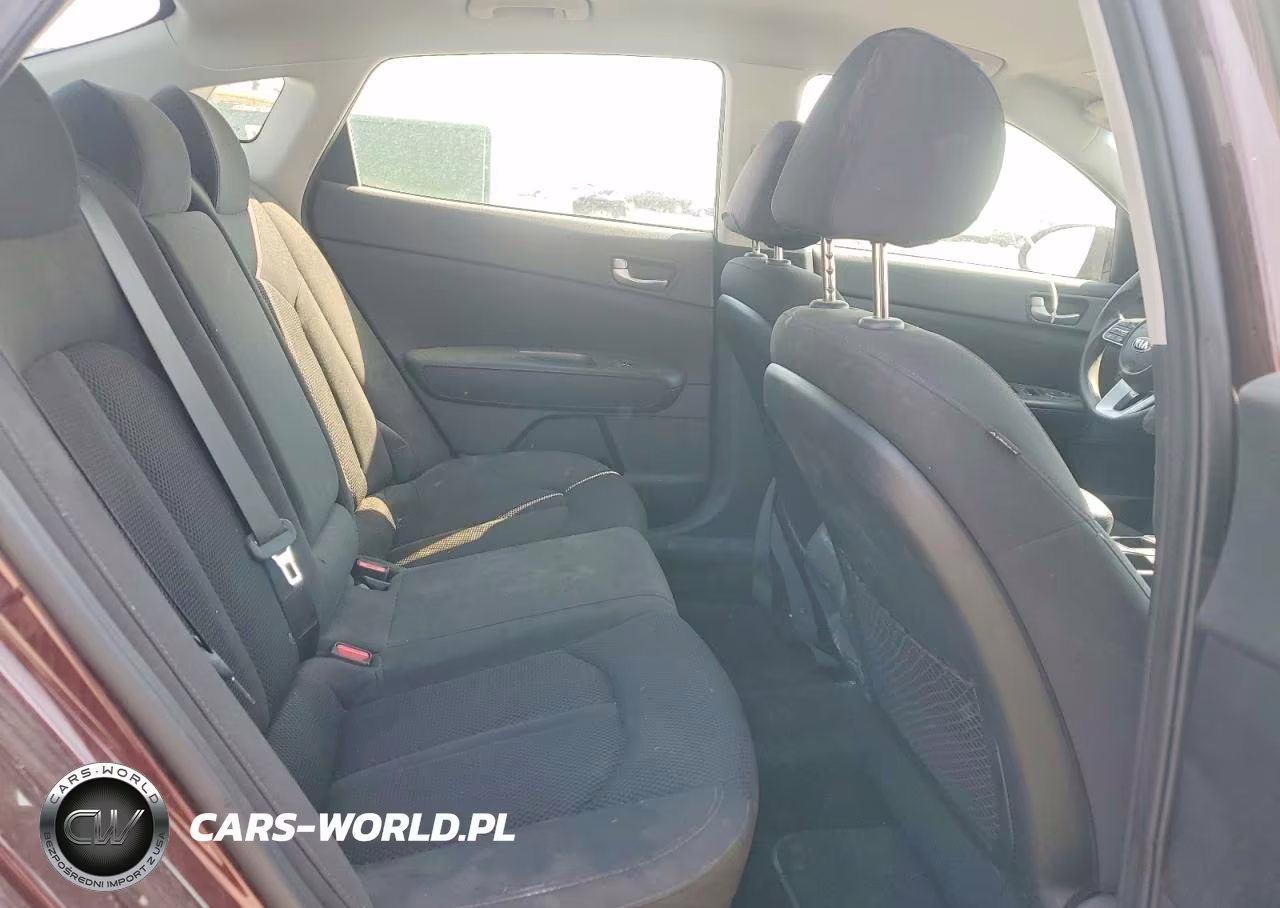 2020 Kia Optima Lx VIN:5XXGT4L32LG445667 - 10