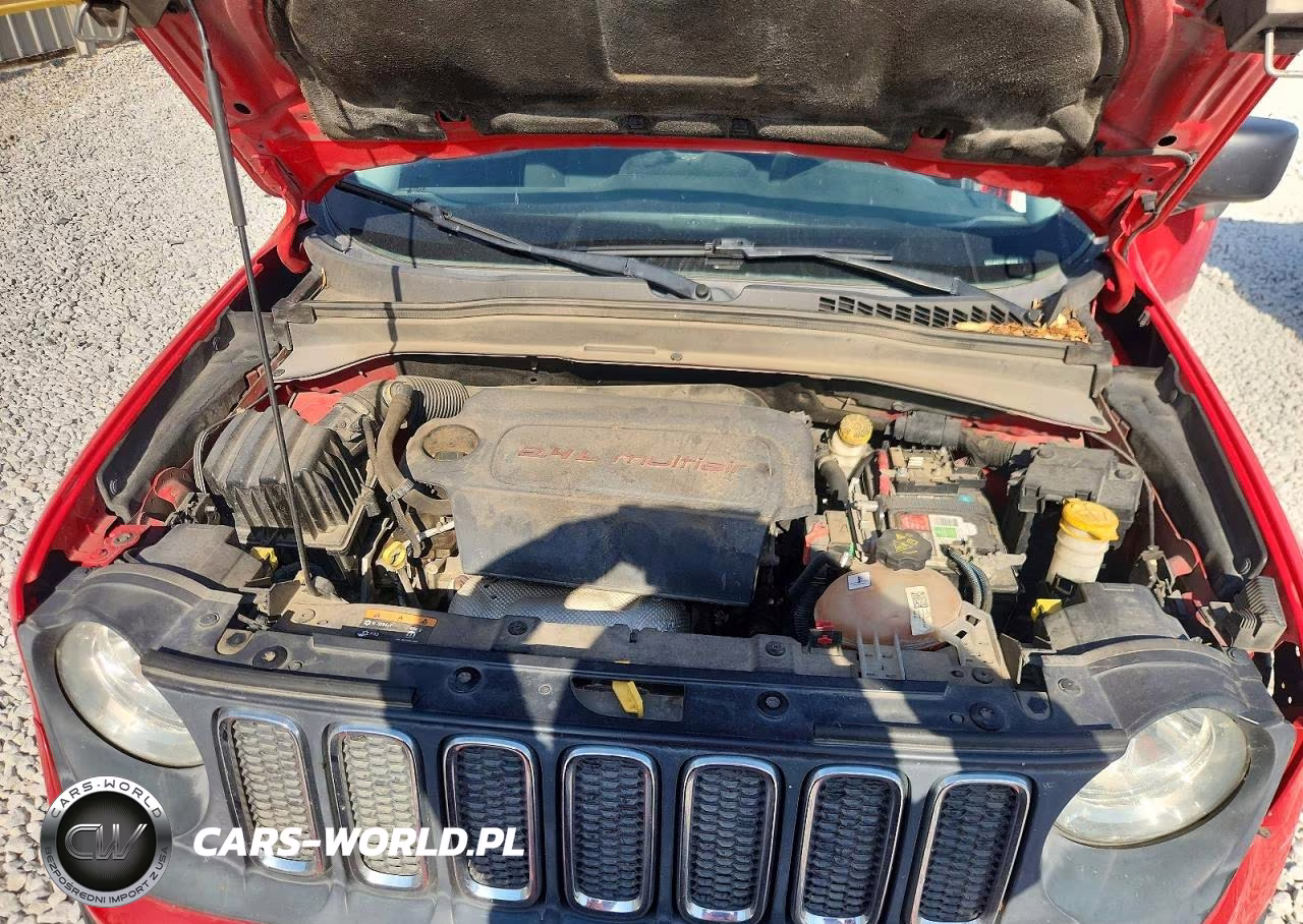 2015 Jeep Renegade Sport VIN:ZACCJAAT3FPB91912 - 12