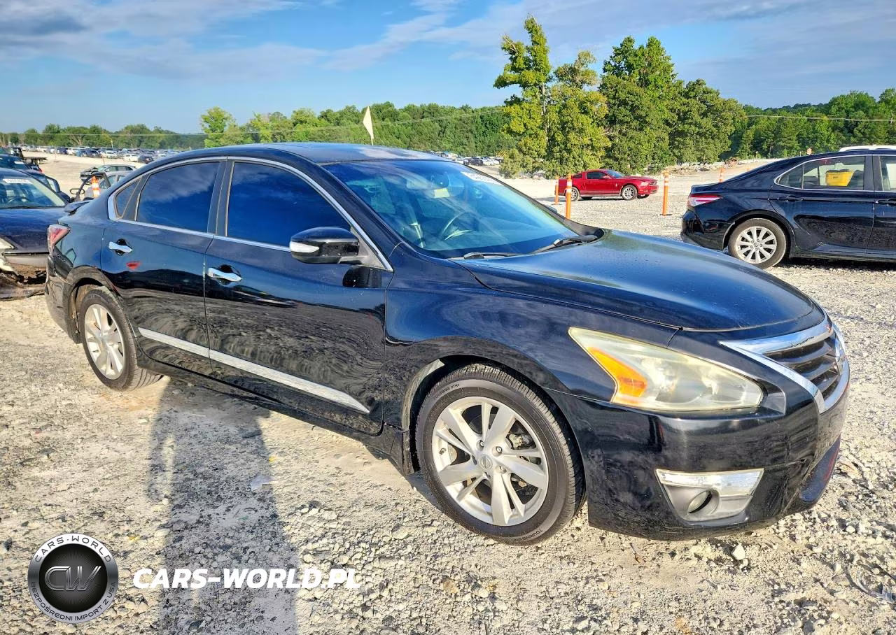 2015 Nissan Altima 2.5 VIN:1N4AL3APXFC144757 - 4
