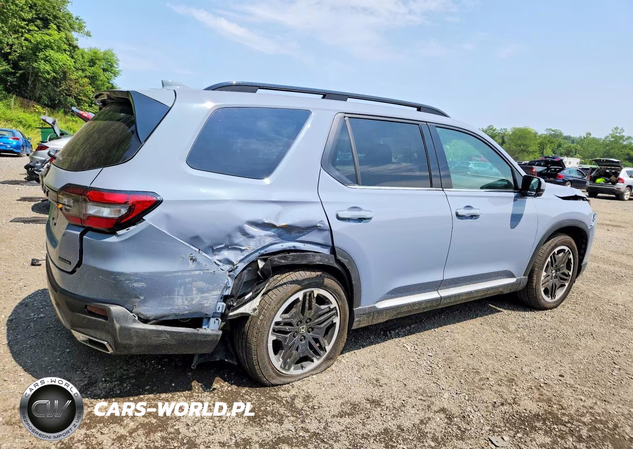 2026 Honda Pilot Touring VIN:5FNYG1H79TB010361 - 3